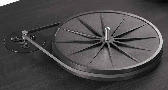 AngelsHornExperience Quality Sound with our Vintage Wooden Bluetooth Turntable