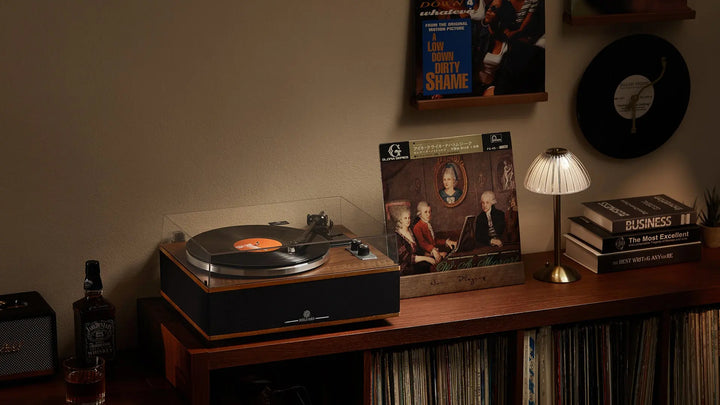 Angels Horn turntables montage